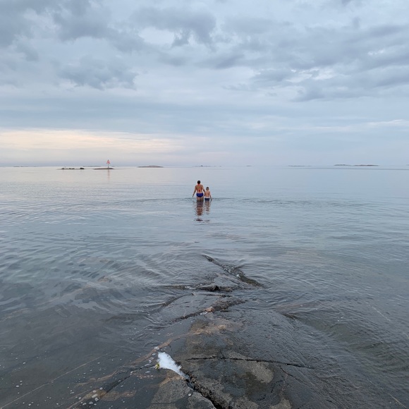 Meet your Posher, Christine - Picture 1 of 1